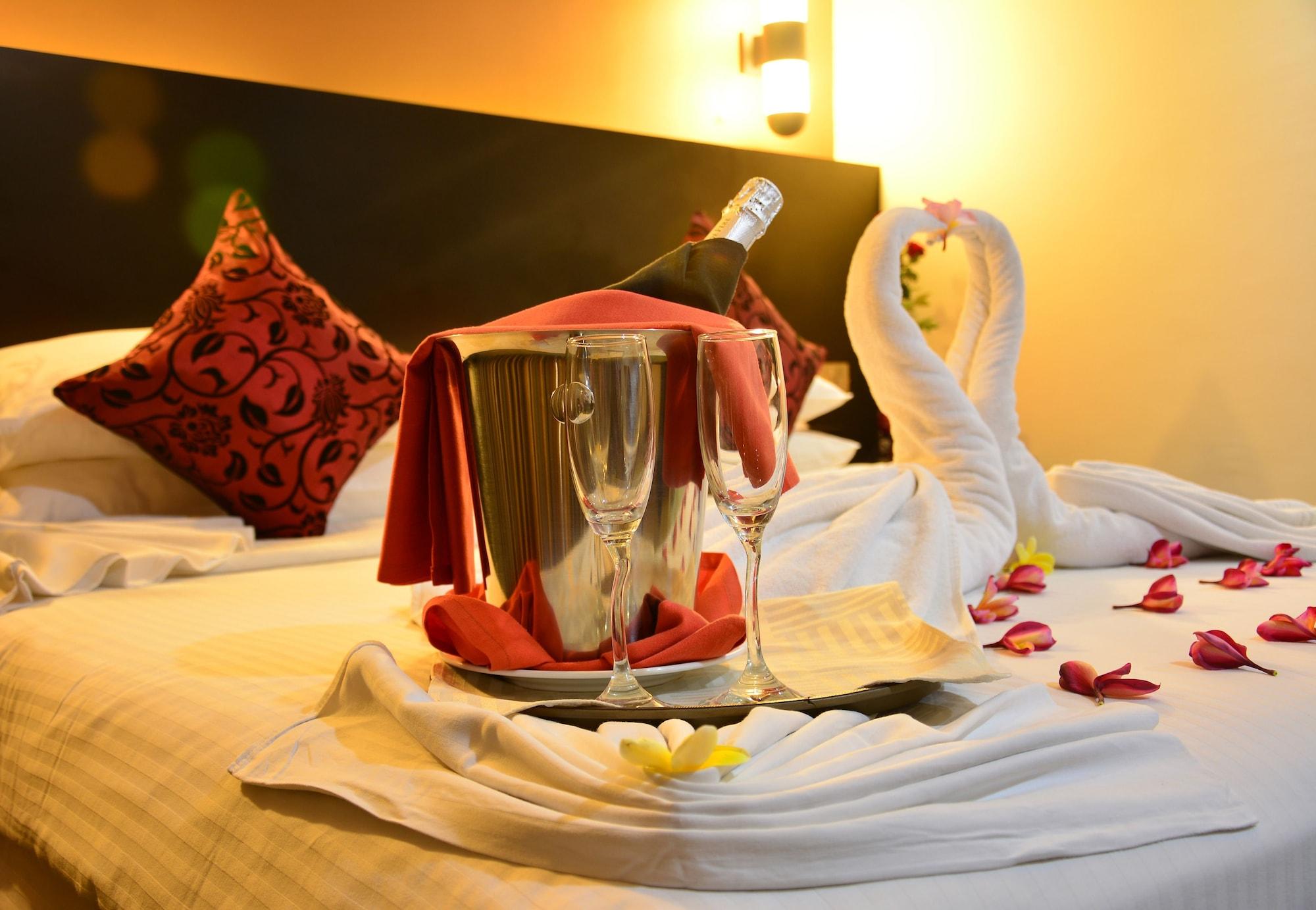 Pearl Grand Hotel Colombo Ngoại thất bức ảnh